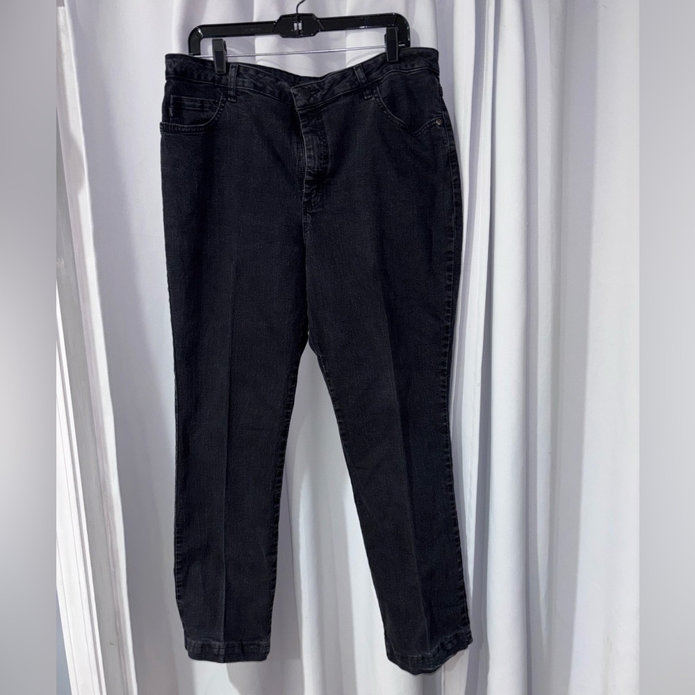 Lee High Rise Black Denim Jeans Size 18‎